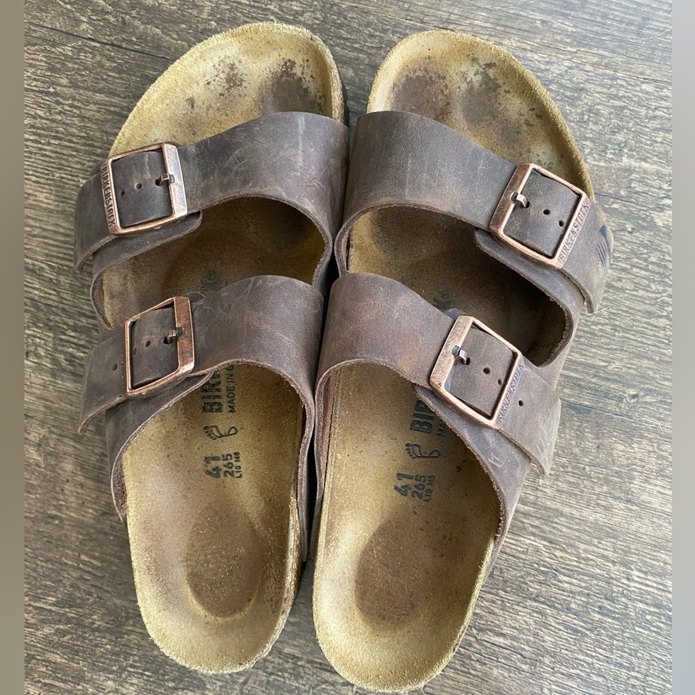 Birkenstock Arizona brown Leather Sandals size 41 (women’s 10/men’s 8)